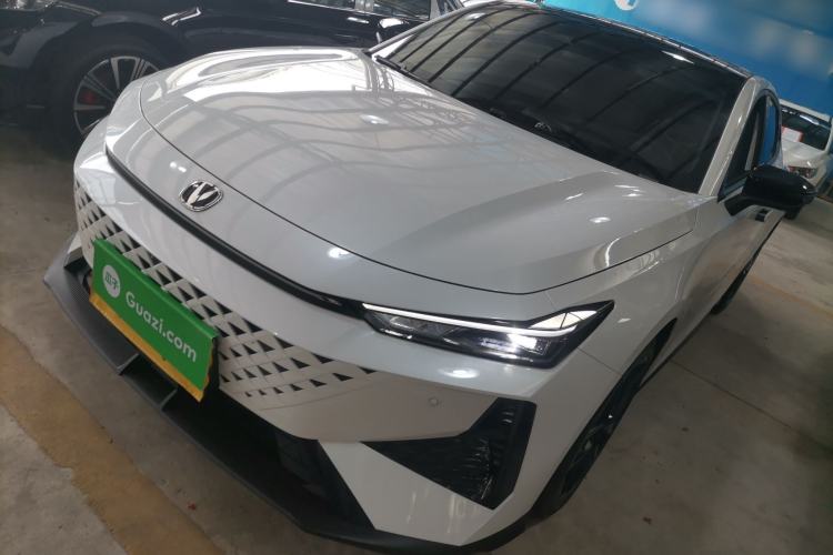 Used Changan UNI-V 2024 1.5T Prestige Edition