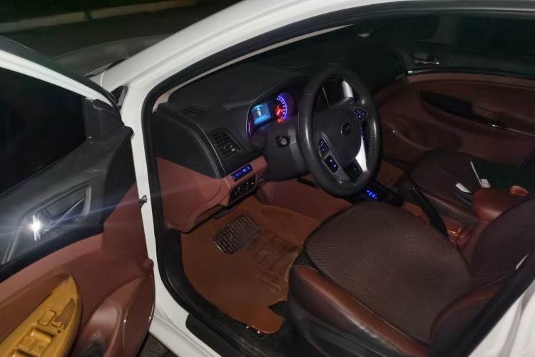 Used BYD Surui 2015 Revised Version 1.5L Automatic Luxury Edition
