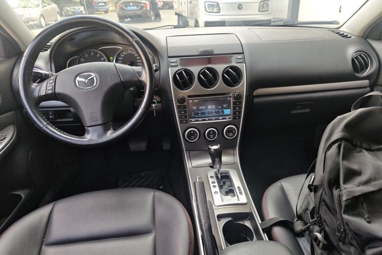 Used Mazda 6 2013 2.0L Automatic Fashion Edition Center Console