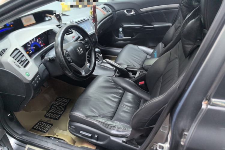 Used Honda Civic 2012 1.8L automatic luxury edition Left Front Seat