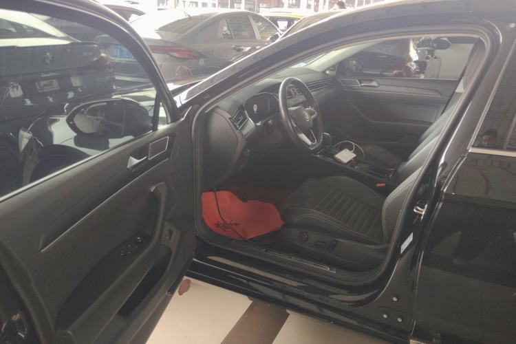 Used Volkswagen Magotan 2020 330TSI DSG Leading Model
