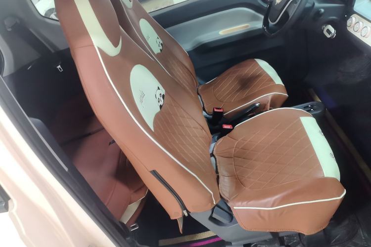 Used Wuling Hongguang MINIEV 2022 Macaron Premium Model – Lithium Iron Phosphate Right Front Seat