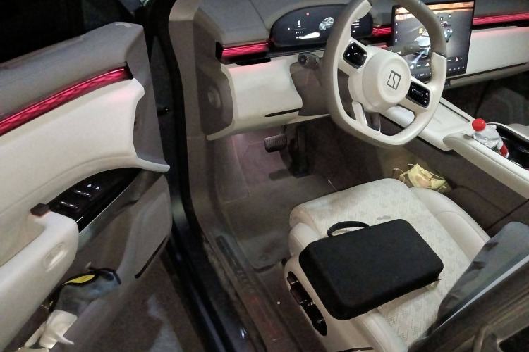 Used Zeekr 7X 2025 75 kWh Rear-Wheel Drive Intelligent Driving Version
