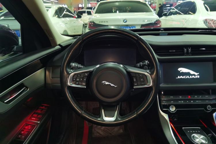 Used Jaguar XFL 2020 XFL 2.0T P200 Two-Wheel-Drive Elite Edition
