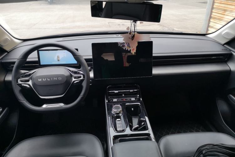 Used Wuling Xingguang 2024 Co-Creation Edition 510 Advanced Model