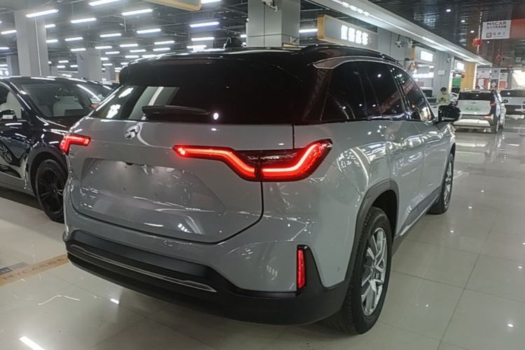 Used Nio ES6 2020 420 km Sport Edition Rear Right 45 Deg