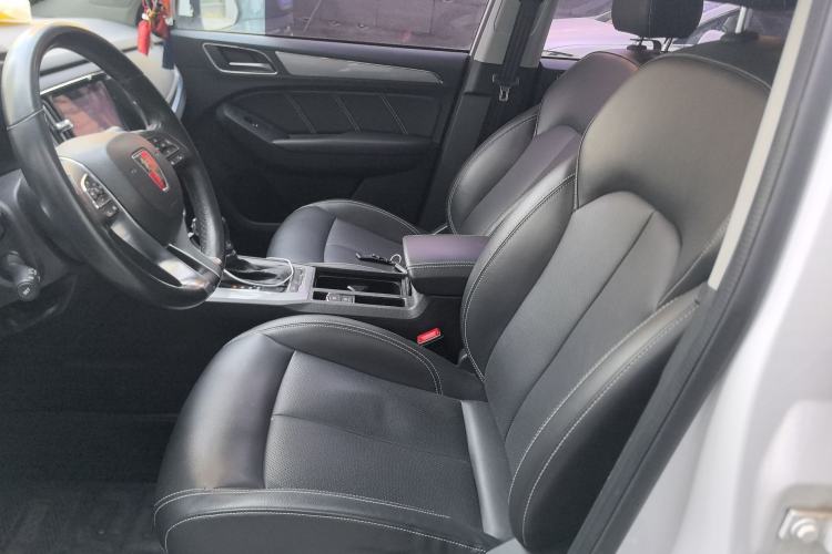 Used Roewe RX5 2019 20T Two-Wheel Drive Automatic 4G Connected Platinum Edition
