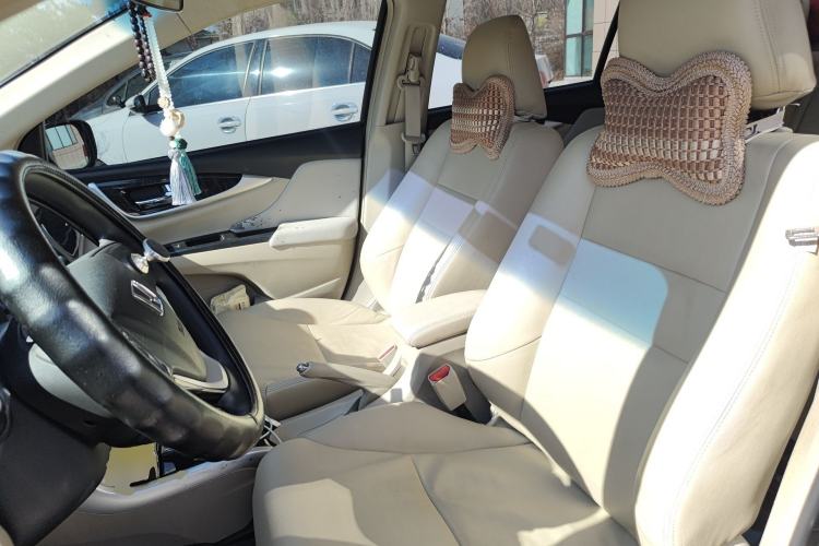 Used Honda Crider 2013 1.8L automatic luxury edition Left Front Seat