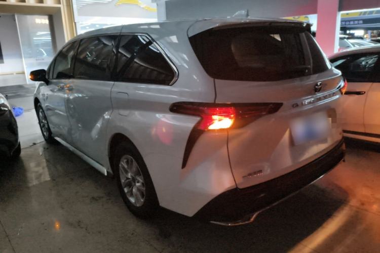 Used Toyota Granvia 2023 2.5L Hybrid Comfort Edition