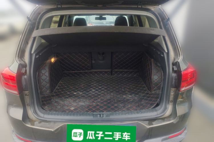 Used Volkswagen Tiguan 2015 1.8TSI Automatic Two-Wheel Drive Luxury Model Trunk