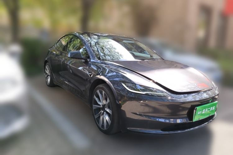 Used Tesla Model 3 2023 Rear-Wheel-Drive Version
