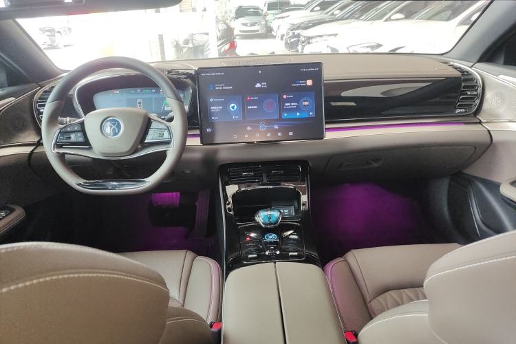 Used BYD Han 2023 DM-i Champion Edition 121KM Prestige Model