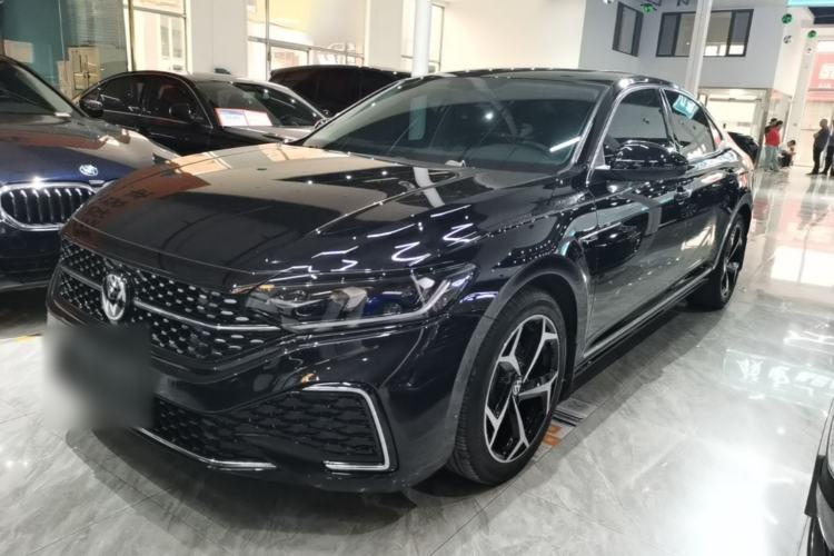 Used Volkswagen Passat 2024 330TSI Starry Elite Edition