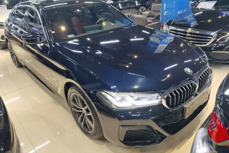 Used BMW 5 Series New Energy 2021 535Le M Sport Package Front Right 45 Deg