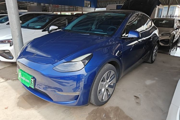 Used Tesla Model Y 2021 Long-Range All-Wheel-Drive Version