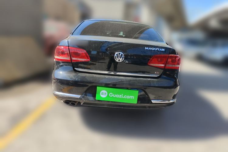 Used Volkswagen Magotan 2015 1.8TSI Advanced Model Rear