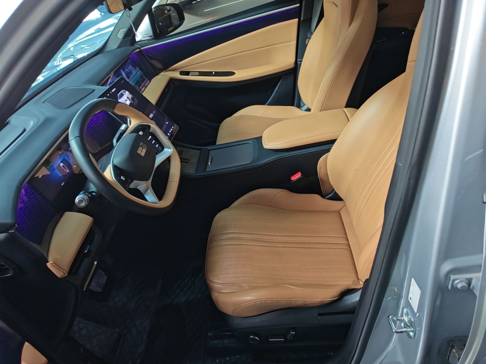 Geely Galaxy L7 2024 1.5T 115 km MAX Dragon Edition — снимка 17