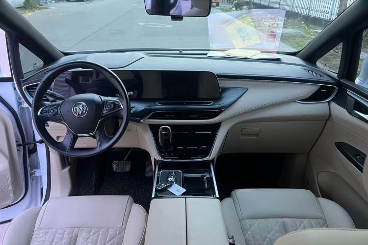Used Buick GL8 2022 ES Landtrek 653T Flagship Model