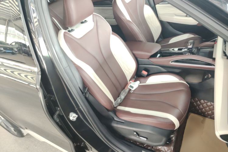 Used Geely Auto Monjaro L 2021 2.0TD DCT EVO Two-Wheel Drive Prestige Version Right Front Seat