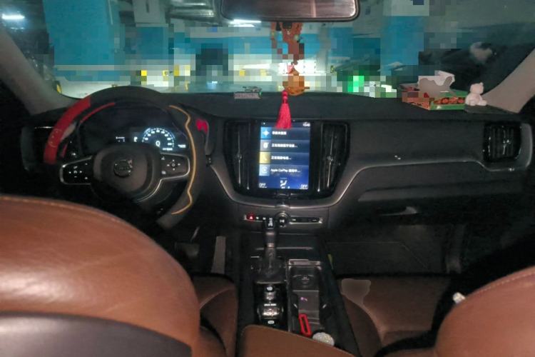 Used Volvo XC60 2018 T5 4x4 Zhiyi Edition