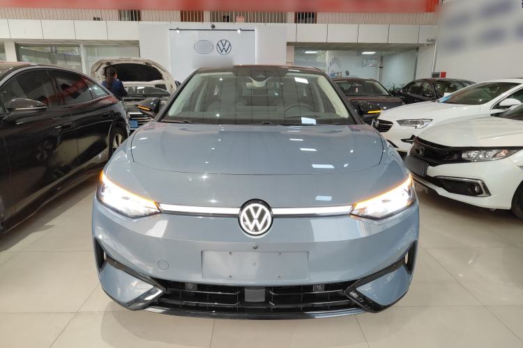 Used Volkswagen ID.7 VIZZION 2024 AIR model