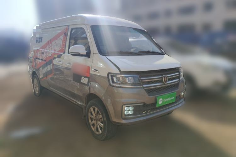 Used Jinbei New Hiace S 2021 1.5L Wealth Central Air-Conditioned Van China VI Standard SWC15M
