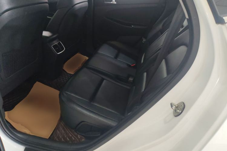 Used Hyundai Tucson 2015 1.6T Dual-Clutch Two-Wheel-Drive Smart Model