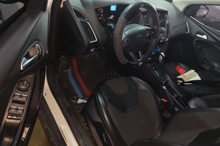 Used Ford Focus 2015 Sedan 1.6L Automatic Trend Model
