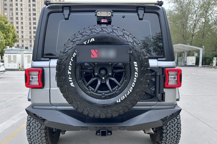 Used Jeep Wrangler 2021 2.0T Sahara Four-Door Edition Exterior 7