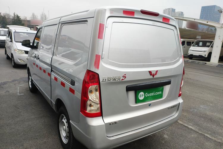 Used Wuling Rongguang S 2021 1.2L Base Model Window-Sealed 2-Seat LSI Car
