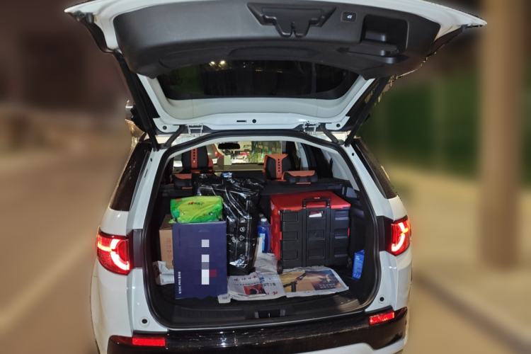 Used Land Rover Discovery Sport 2019 240 PS SE Dynamic Version China VI Standard
