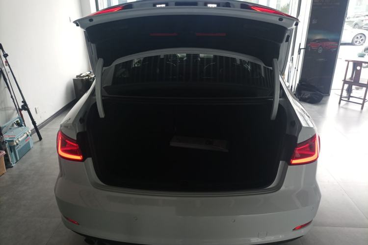 Used Audi A3 2016 Limousine 35 TFSI Prestige Edition