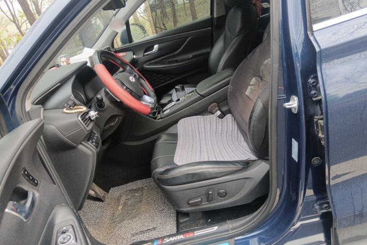 Used Hyundai Santa Fe 2020 380 TGDi Automatic Two-Wheel Drive DLX Prestige Edition PLUS Left Front Seat