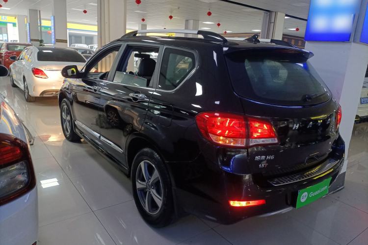 Used Haval H6 2016 Upgraded Model 1.5T Manual Two-Wheel Drive Urban Version
