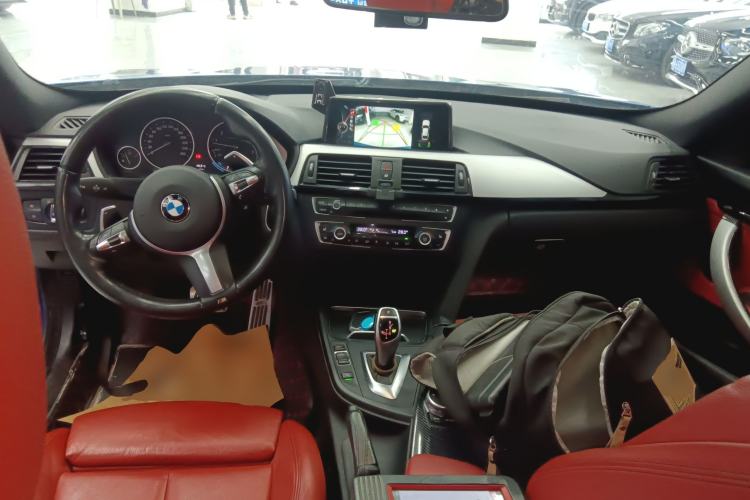 Used BMW 3 Series GT 2016 328i Design Package Model Center Console