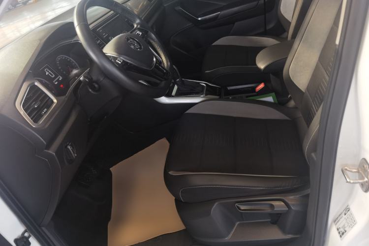 Used Volkswagen T-ROC 2019 230TSI DSG Two-Wheel-Drive Advanced Version China VI Standard Left Front Seat