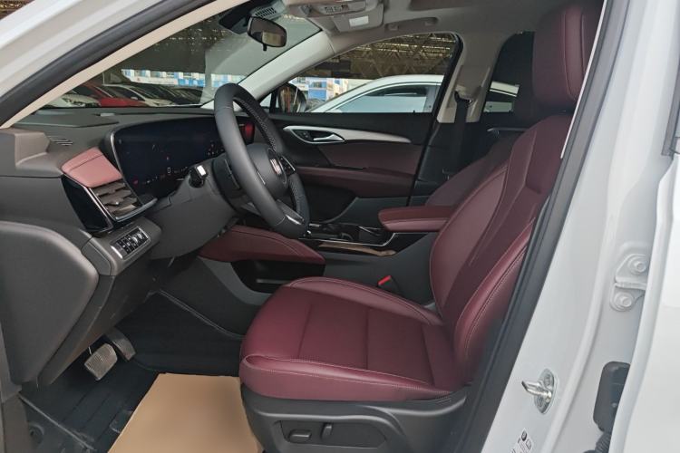 Used Buick Envision 2026 Model Range: Equinox S 25T Enjoyment Platinum Edition
