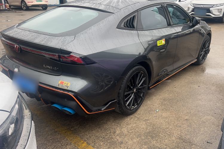 Used CHANGAN UNI-V 2022 1.5T Sport Edition
