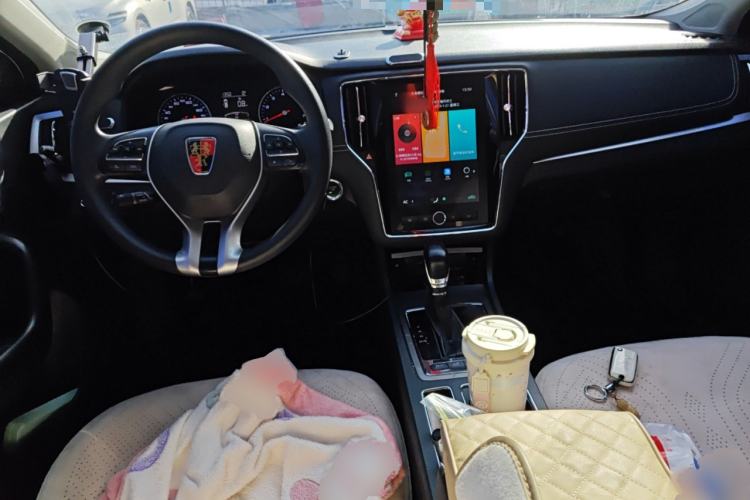 Used Roewe i6 2020 PLUS 1.6L CVT 4G Connected Glory Flagship Edition