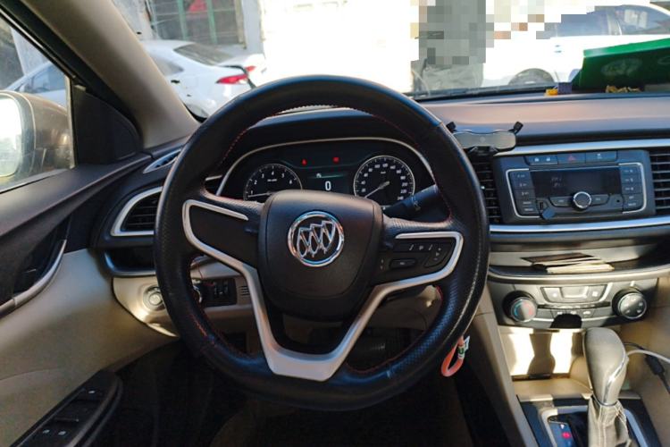 Used Buick GT 2016 15N Automatic Elite Edition Steering Wheel