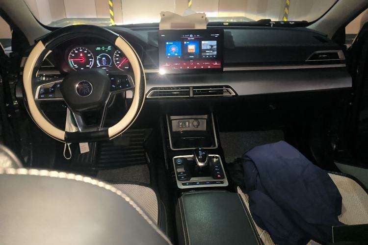 Used BYD Qin New Energy 2019 High-Range Deluxe Model