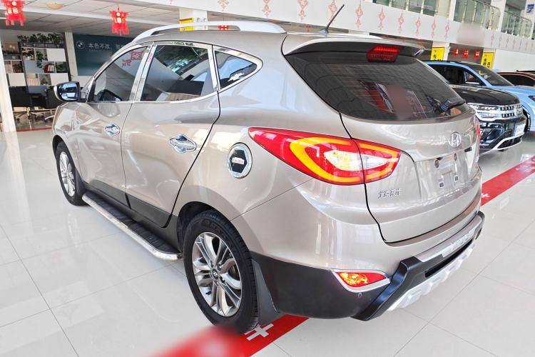 Used Hyundai ix35 2013 2.0L Automatic Two-Wheel Drive Smart GLS China IV Standard
