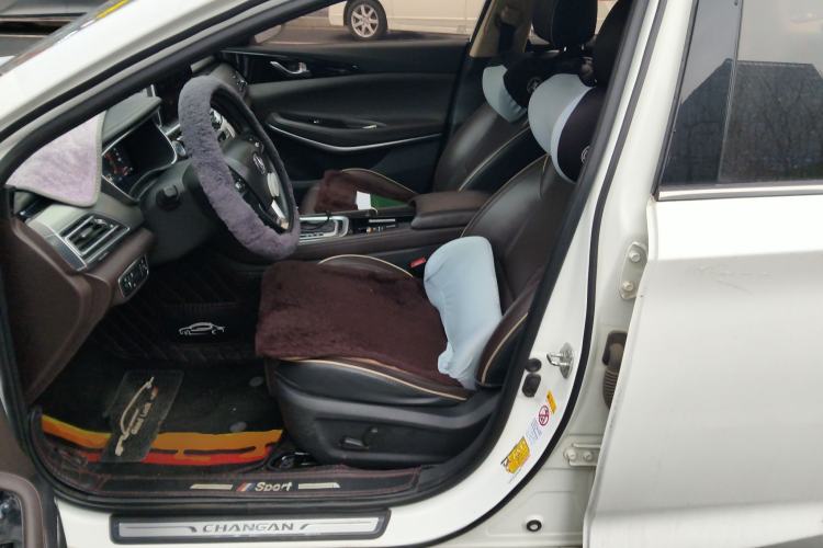 Used CHANGAN Raeton CC 2018 1.5T Automatic Zhiya Model China V Standard
