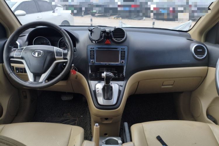 Used Haval H6 2012 2.4L Automatic Two-Wheel Drive Elite Version
