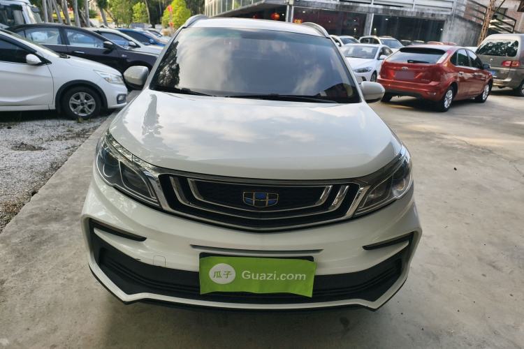 Used Geely Auto Vision X3 2019 Upgraded Model 1.5L Manual Elite Version
