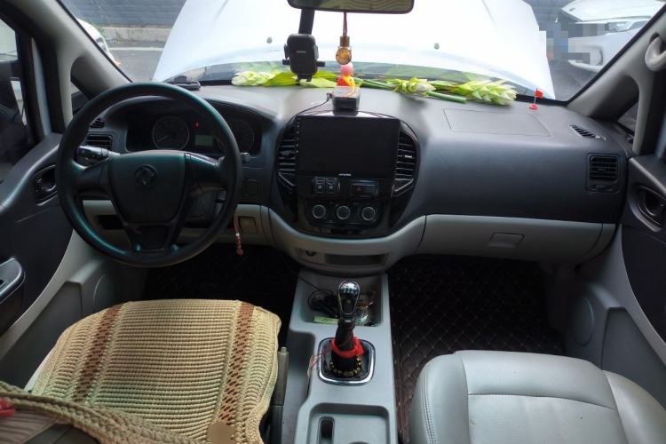 Used FORTHING Lingzhi 2018 M3 1.5L 7-Seater Standard Model