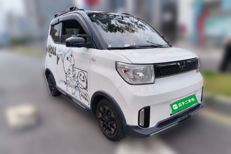 Used Wuling Hongguang MINIEV 2022 GAMEBOY 300km Play Edition Lithium Iron Phosphate Front Right 45 Deg
