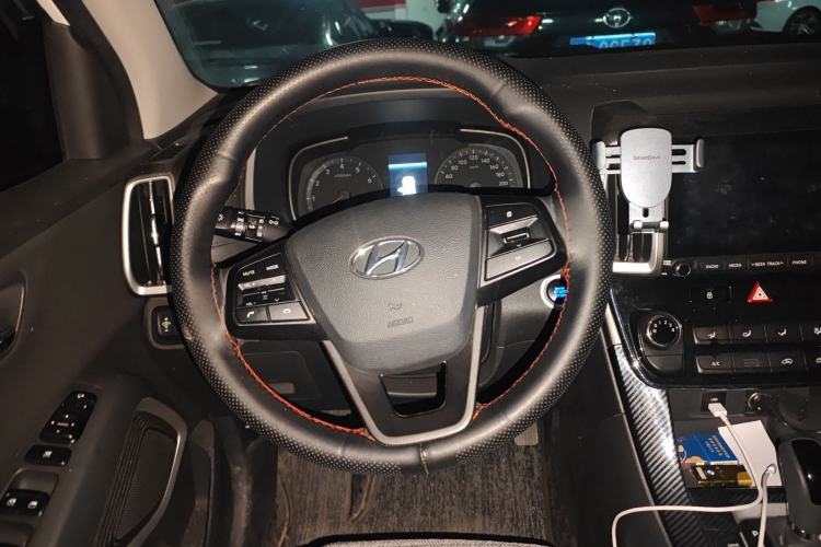 Used Hyundai ix35 2019 2.0L Automatic 2WD Zhiyong·Changxiang Edition China V Standard Steering Wheel