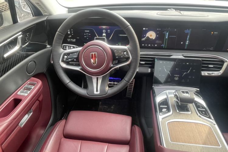 Used Hongqi E-HS9 2022 660 km Range Flagway Edition Six Seats Steering Wheel