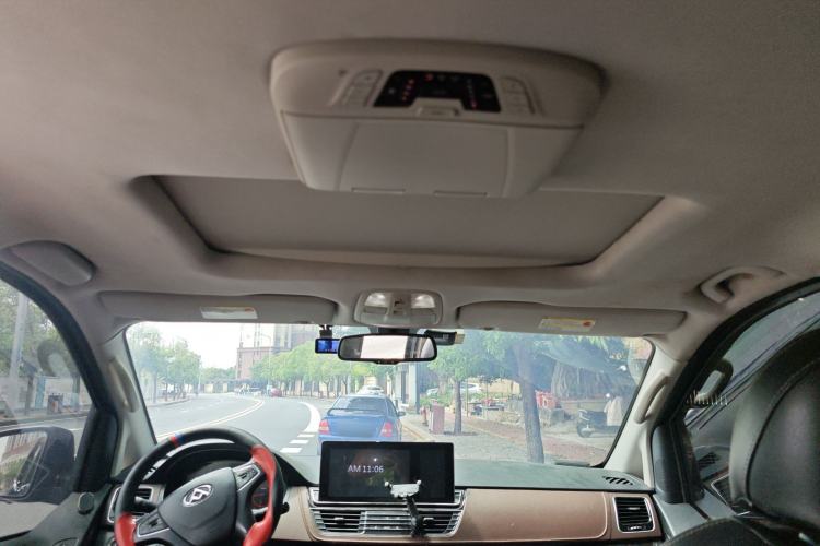 Used SAIC MAXUS G10 2016 2.0T Automatic Executive Edition
